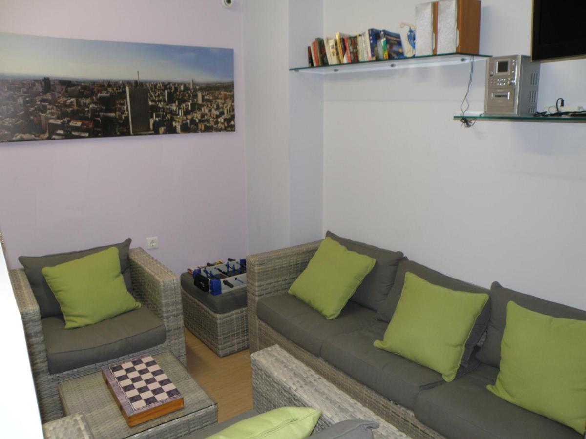 Talos Apartments And Studios Iraklion Buitenkant foto